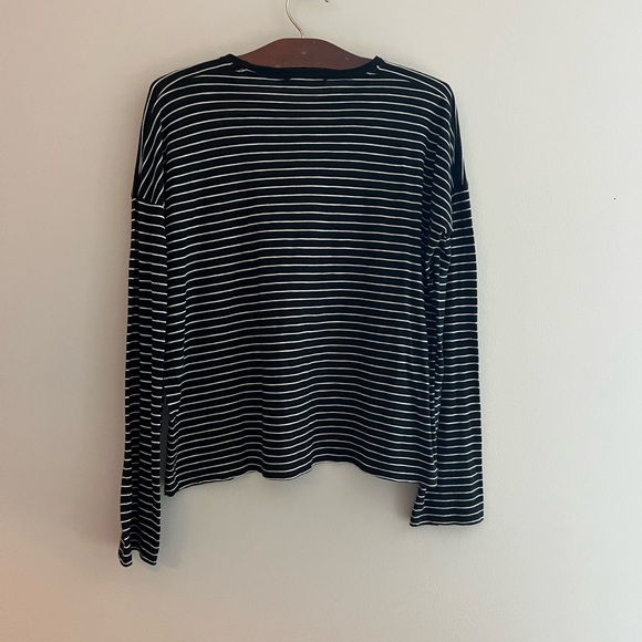 Vince Striped Long Sleeve Drop Shoulder Black & White Size Small S - Picture 3 of 7